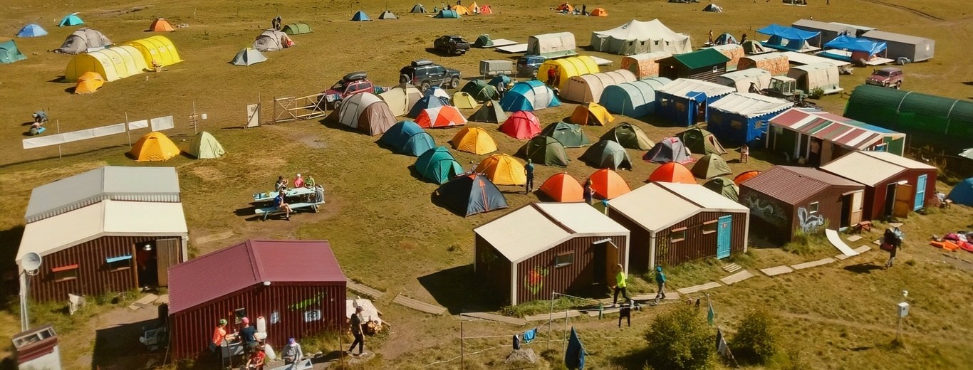Базовый лагерь Лакколит на Эльбрусе с севера